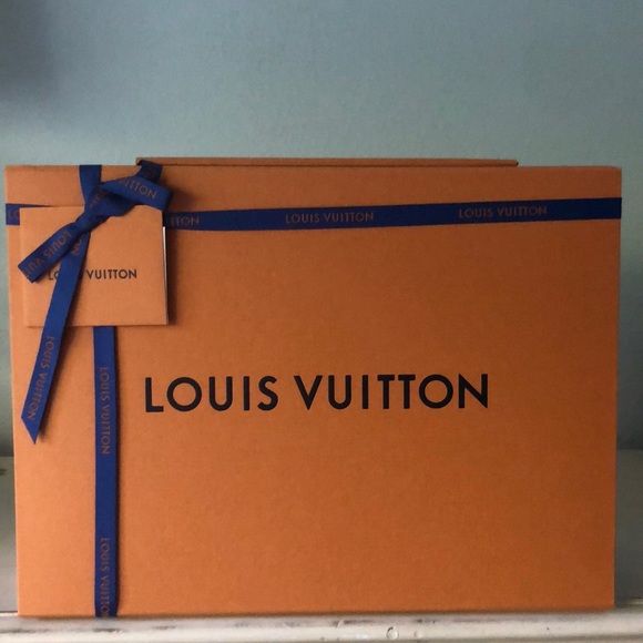 🛵 LOUIS VUITTON TOILETRY POUCH 26 🛵 - Picture 14 of 15
